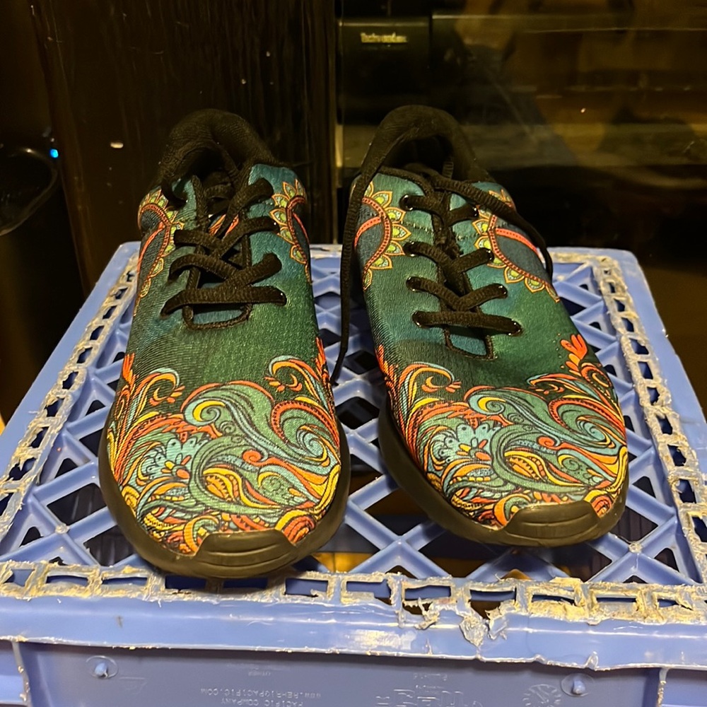 Women’s shoes
